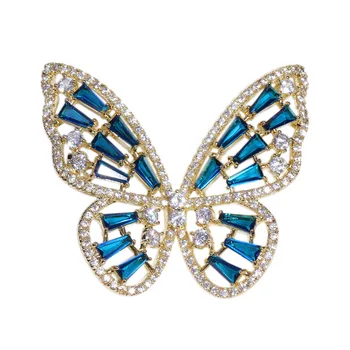 2022 Módne Luxusné Svadobné Party Corsage Cubic Zirconia Blue Butterfly Brošne Kolíky Dizajn Duté Hmyzu Bouttoniere Šperky