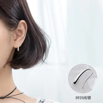 Drop-tvarované ucho náušnice žena S925 mincový striebro jednoduché a univerzálne kórejský temperament náušnice nika dizajn náušnice 7