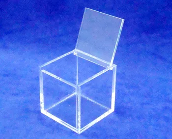 Námestie 8x8x8cm darčeka akryl prospech box s vekom 7